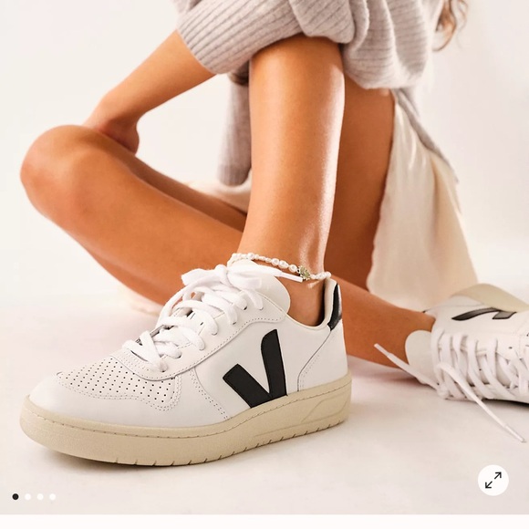 Veja V10 Sneaker GUC 10 - Picture 16 of 16